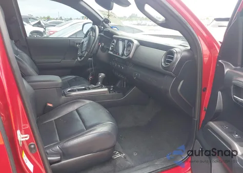 2019 Toyota Tacoma Trd Off Road z USA, uszkodzony, nr VIN 5TFCZ5AN1KX204536